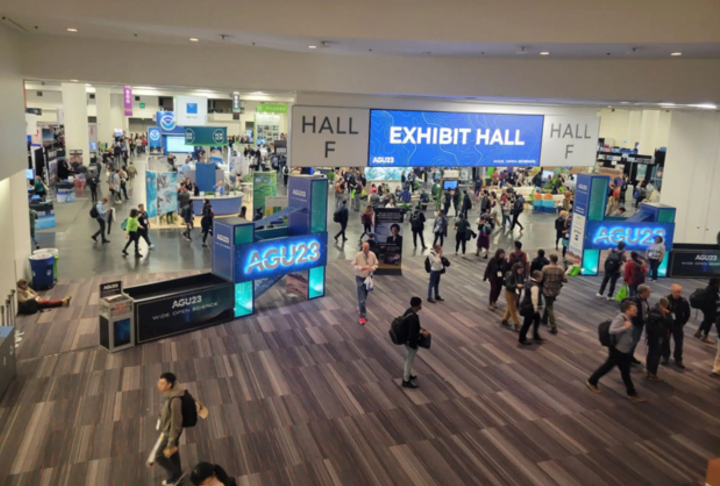 Picture of Exhibit Hall F at AGU23