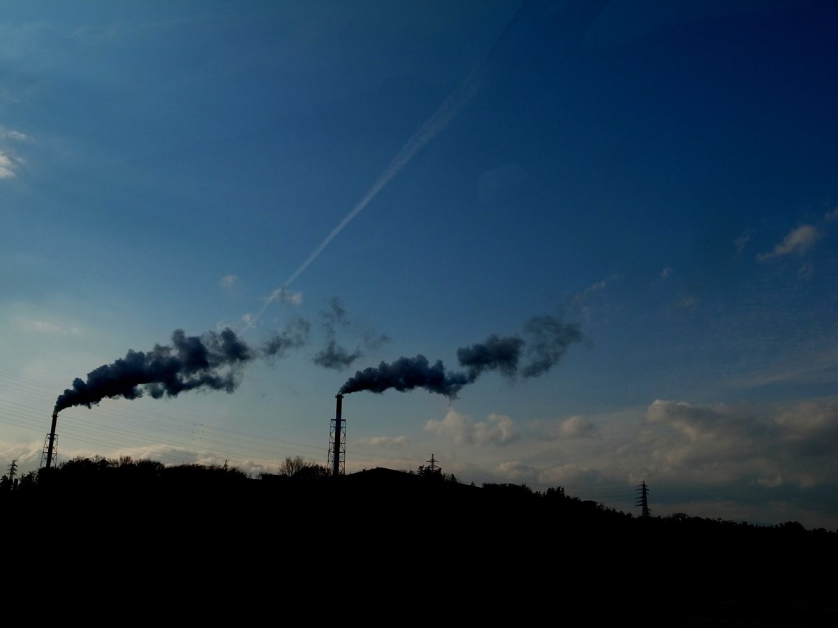 Image of smoke from Flickr user Tamaki Sono