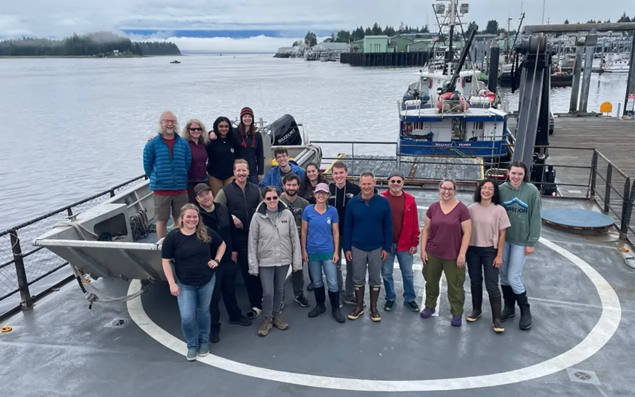 Group photo after successful completion of the cruise.