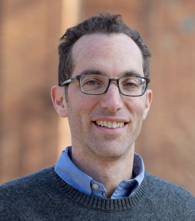 RCEI affiliate and Distinguished Professor of Earth and Planetary Sciences, Robert Kopp