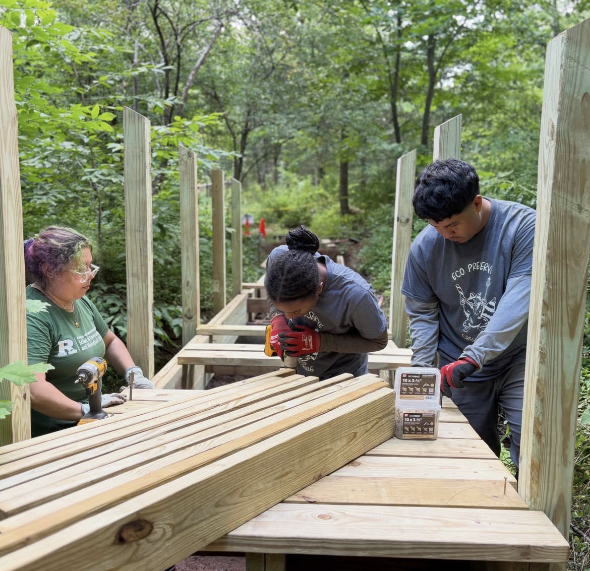 Featured image for “From Fieldwork to Discovery: Ariadna Sosa SEBS’27 Studies Pollinators at Rutgers Ecological Preserve”